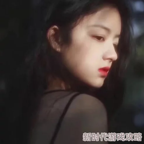 ＊性生活呻吟图片引发热议，网友们纷纷分享自己的看法与体验，讨论火爆程度超乎想象！