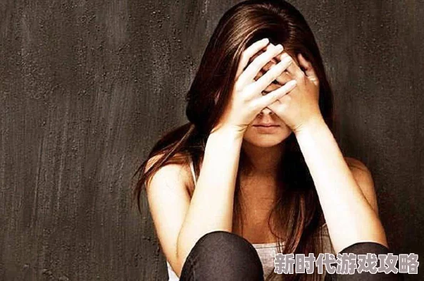 软糯白嫩双性受高h：最新进展揭示角色发展与情节深度的全新层面，吸引众多读者关注与讨论