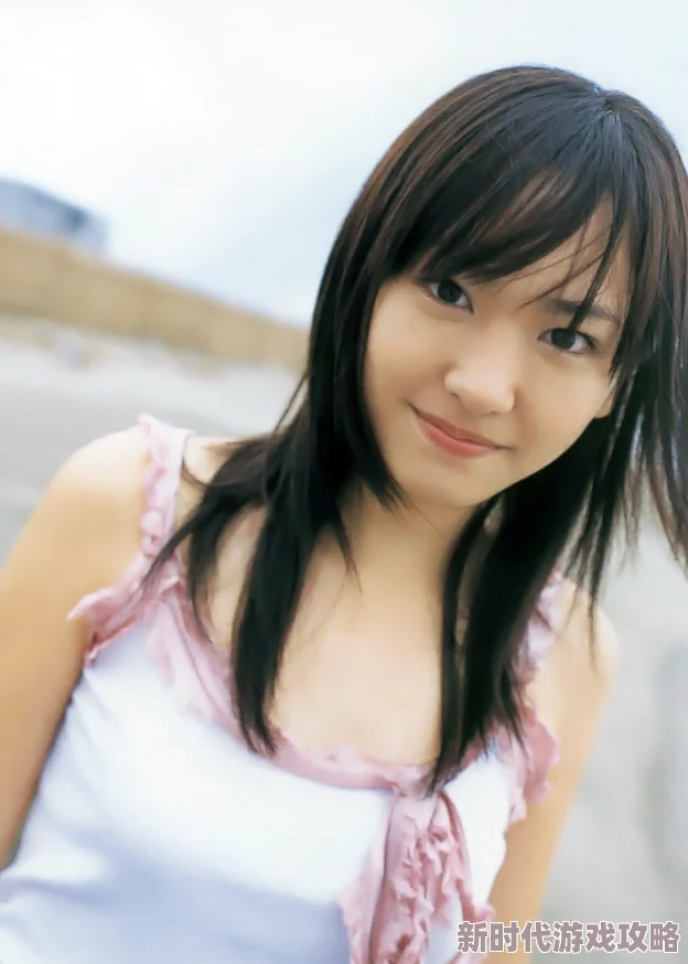 伊东夏帆日本新生代女演员，凭借清新形象和精湛演技迅速崭露头角，成为影视界瞩目的新星