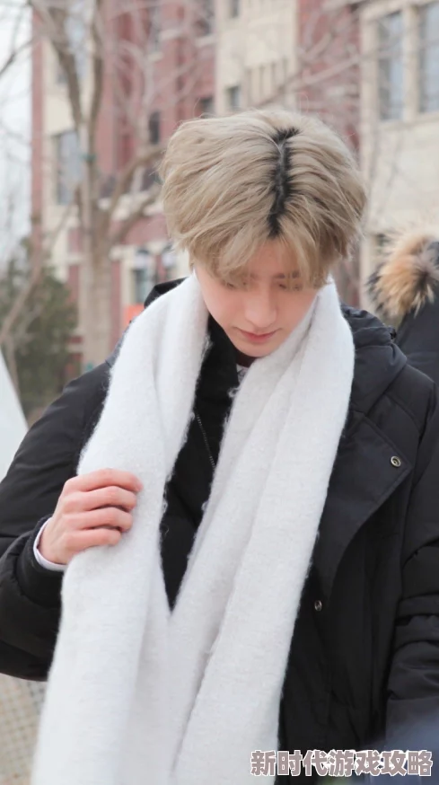 坤坤塞进坎坎里萌探探探案