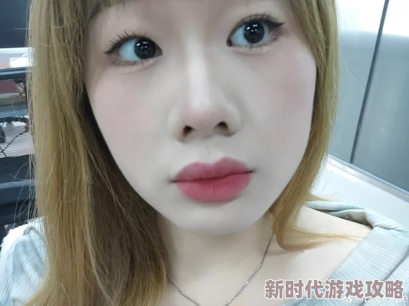 26uuu亚洲综合色男人内容丰富但广告较多，体验一般