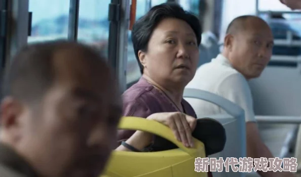 女大学生按摩韩国伦理片免费观看该片讲述了年轻学生的特殊经历与情感成长