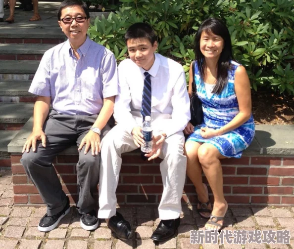 亚洲欧美黄妈咪我们真是普通家庭