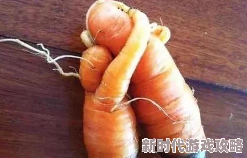 草莓茄子榴莲黄瓜这四种食材搭配在一起,既有甜美的水果也有独特的蔬菜味道,是一道创意十足的美味佳肴 草莓茄子榴莲黄瓜这四种食材搭配在一起,既有甜美的水果也有独特的蔬菜味道,是一道创意十足的美味佳肴