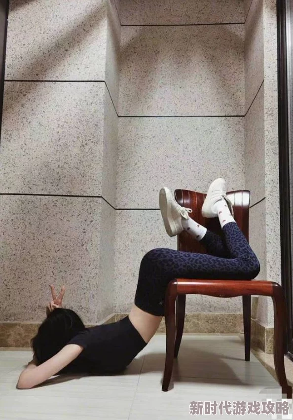 跪趴撅高自己扒开最近发现这种姿势有助于缓解腰背疼痛,医生推荐尝试 跪趴撅高自己扒开最近发现这种姿势有助于缓解腰背疼痛,医生推荐尝试