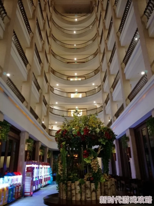 隔壁放荡的太大在线观看小区花园今晚有露天电影放映会