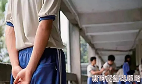 脱了内裤给男同桌摸,班主任发现后果很严重 脱了内裤给男同桌摸,班主任发现后果很严重