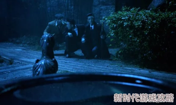 窥视这部电影的悬疑氛围营造得非常出色，结局让人意想不到