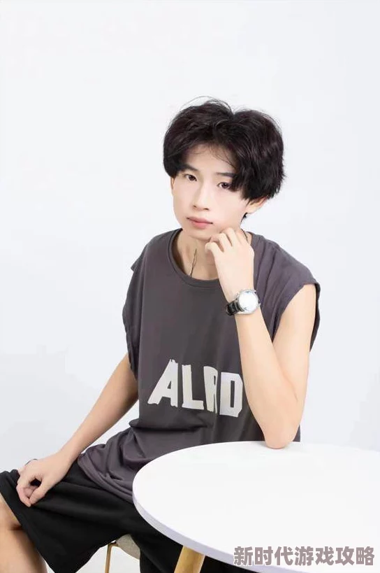 大陆小帅chinese很有态度积极向上勇敢追梦成就更好的自己 大陆小帅chinese很有态度积极向上勇敢追梦成就更好的自己