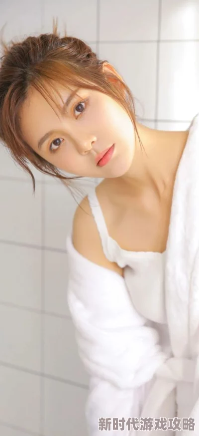 美女脱内衣禁止18以下看免费下载珍惜青春时光追求梦想勇敢做自己