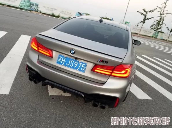 日本漫画绅士工番全彩同人最新作品发布引发热议,粉丝期待更多精彩内容 日本漫画绅士工番全彩同人最新作品发布引发热议,粉丝期待更多精彩内容