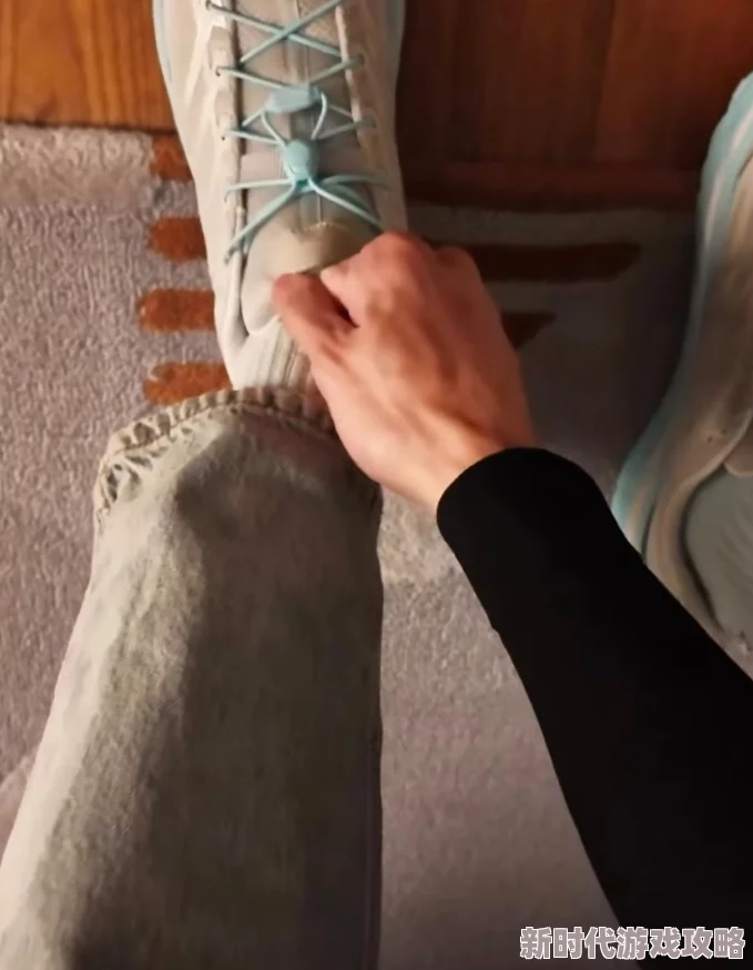 阿~嗯啊~好湿~主人~h内衣滑落到脚踝娇喘连连颤抖不止 阿~嗯啊~好湿~主人~h内衣滑落到脚踝娇喘连连颤抖不止