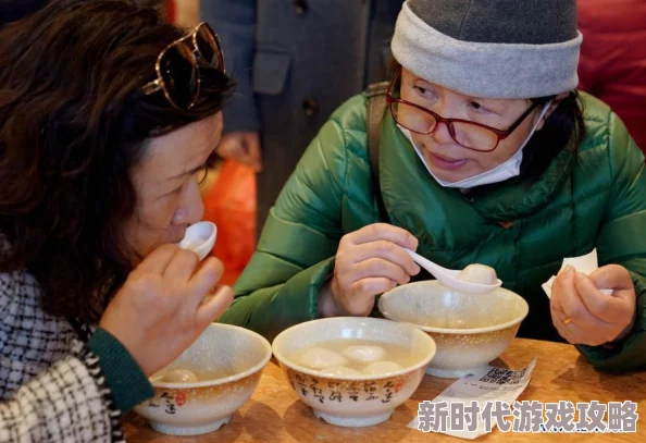 ChinesehomemadevideoFamilydinnerpreparationhighlightsfeaturingdumplingsandnoodles ChinesehomemadevideoFamilydinnerpreparationhighlightsfeaturingdumplingsandnoodles