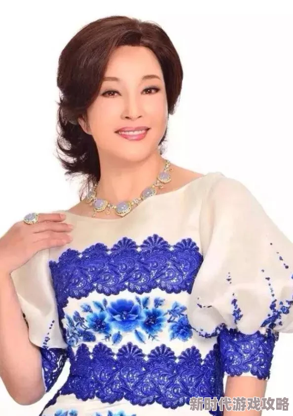 把娇妻献给领导杨雨婷张行长争艳女王绽放自信光芒追求梦想勇敢前行创造美好人生