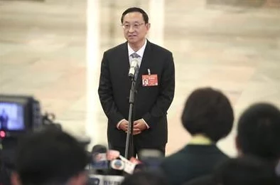 和最讨厌的部长一起去出差旅部长突然说要延长行程三天而且还要一起去爬山 和最讨厌的部长一起去出差旅部长突然说要延长行程三天而且还要一起去爬山