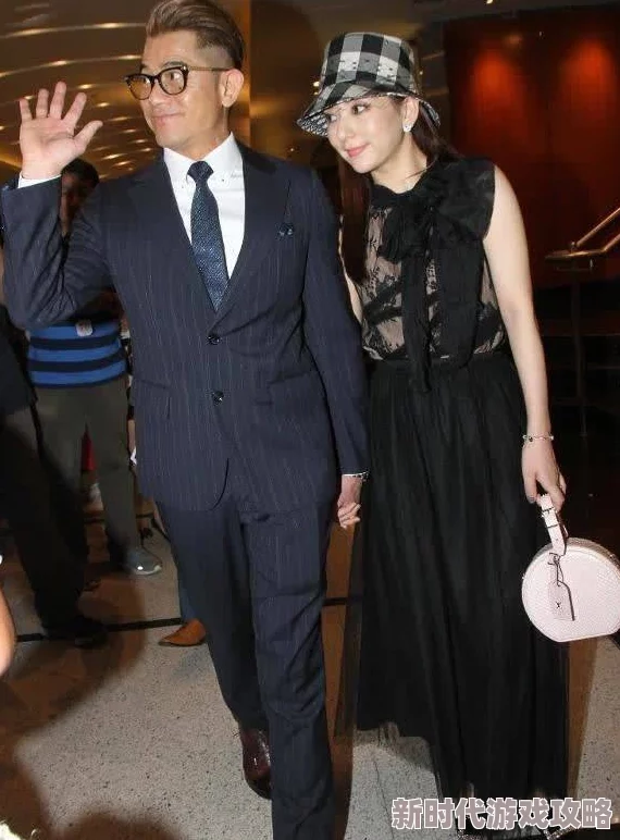 商务旅行戴女老的戴帽子2019 探讨老年女性商务出行穿着与帽子搭配的实用指南及时尚潮流 商务旅行戴女老的戴帽子2019 探讨老年女性商务出行穿着与帽子搭配的实用指南及时尚潮流