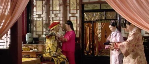 宠妃撅着光屁股被皇上打屁股据说事后皇上还亲自给宠妃上药膏并温柔哄了好久 宠妃撅着光屁股被皇上打屁股据说事后皇上还亲自给宠妃上药膏并温柔哄了好久