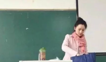 美女扒开肌肌让男人桶原标题涉嫌传播淫秽信息已被举报至相关部门