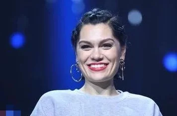 欧美h版据传某神秘富豪斥巨资打造私人定制版引发圈内热议