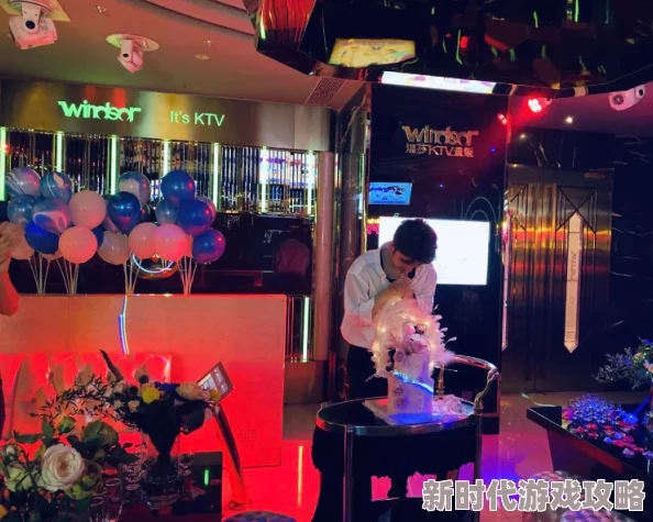 独家爆料!当红小花深夜与神秘男子KTV亲密互动嗯啊好痒疑似新恋情曝光 独家爆料!当红小花深夜与神秘男子KTV亲密互动嗯啊好痒疑似新恋情曝光