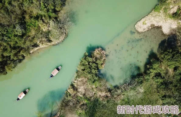 娇妻欲海泛舟原名《春水》,因内容尺度过大,现已全网下架,资源失效。 娇妻欲海泛舟原名《春水》,因内容尺度过大,现已全网下架,资源失效。