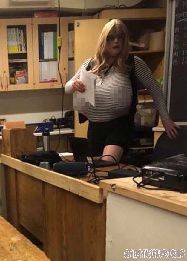 撕开老师胸罩吃她大乳画面优化及部分BUG修复 撕开老师胸罩吃她大乳画面优化及部分BUG修复