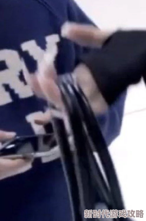 裙底偷窥网站令人作呕应该严惩这种侵犯隐私的行为 裙底偷窥网站令人作呕应该严惩这种侵犯隐私的行为