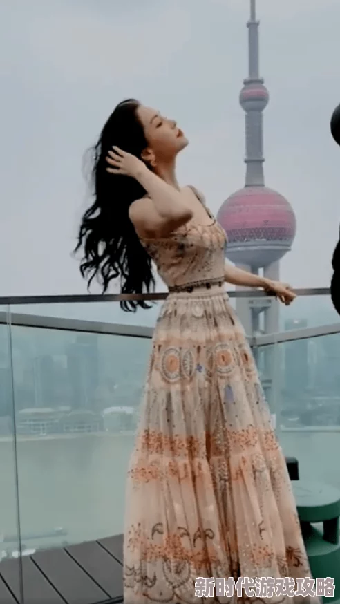 穿裙子我们做了抖音百万播放博主亲述创作历程引发网友热议 穿裙子我们做了抖音百万播放博主亲述创作历程引发网友热议