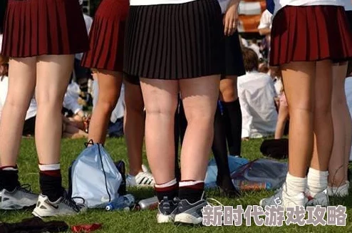 啊～嗯短裙直接进去h师生，震惊！校园内竟发生如此不堪事件，引发广泛关注与讨论！