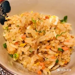 波西亚时光美食探索：秘制鲑鱼炒饭详细制作教程及独家配方介绍