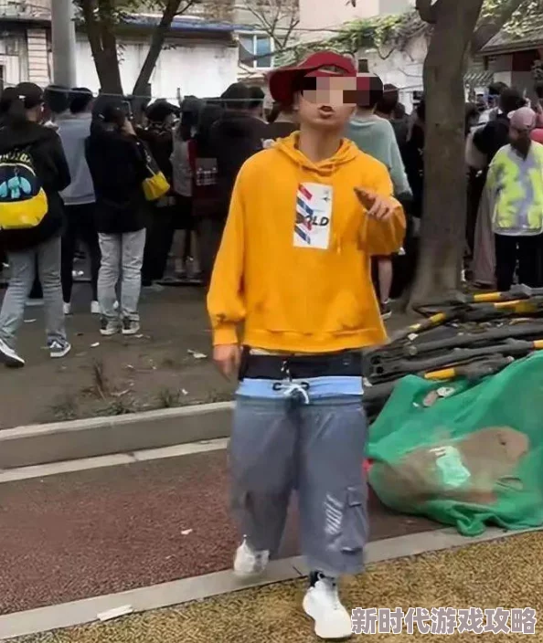 免费看黄色视频，竟然引发全国范围内的法律讨论，网友们的反应让人震惊！