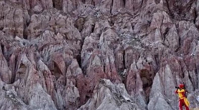 ～坤巴塞小洞：探寻神秘地貌与生态奇观的最新发现与研究进展