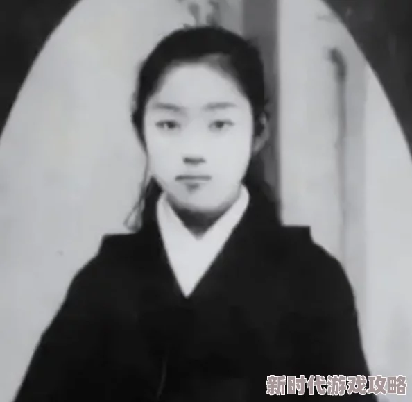 日本特写自编秀：震撼全场的创意表演，观众热烈反响引发社交媒体热议！