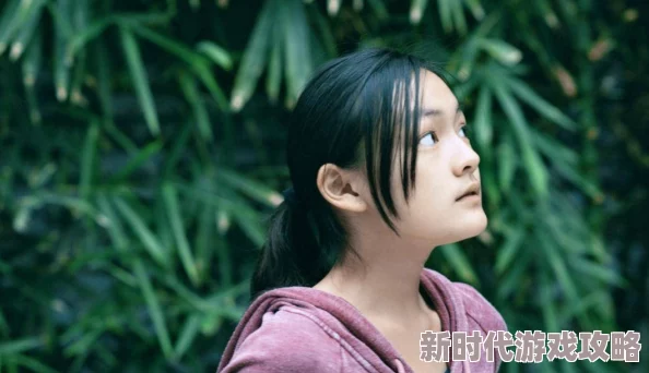 性鲍视频：最新动态揭示了这一现象背后的社会影响与文化反响，引发广泛讨论与关注