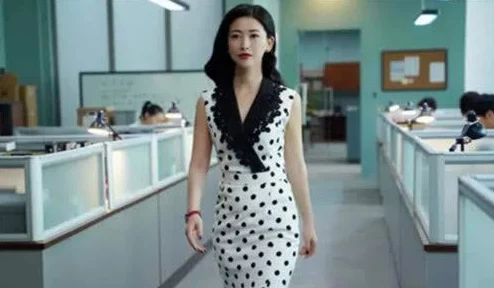 seve韩国女孩：她们如何在时尚界崭露头角，展现独特魅力与个性风格的故事
