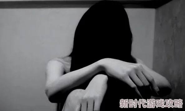 美女扒下内裤让男人桶免费视频,近日在社交平台引发热议,网友们纷纷讨论其背后的社会现象与影响 美女扒下内裤让男人桶免费视频,近日在社交平台引发热议,网友们纷纷讨论其背后的社会现象与影响