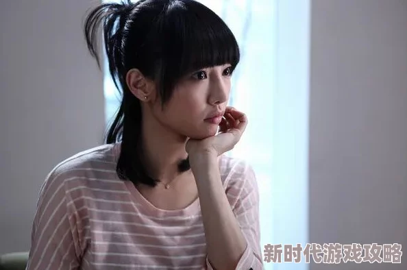 爽死你个放荡粗暴小淫货闺蜜，竟然在派对上做出令人震惊的举动，引发众人围观和热议！