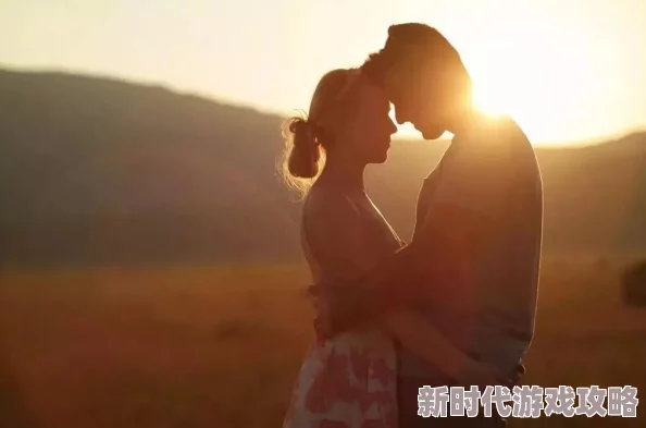 俩猴子抱一起形容爱情：温暖与依偎，展现了爱情中最纯粹的情感，让人心生向往