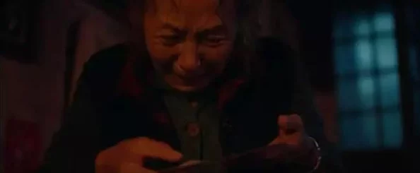 符钰晶演的大尺度片子引发热议，观众反响两极，讨论其艺术价值与社会影响持续升温