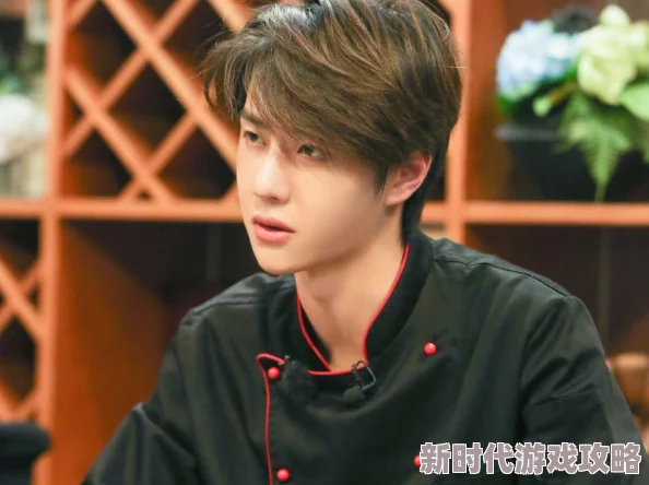 粉丝偷拍：明星私生活曝光，惊人内幕引发热议，背后真相令人震惊！