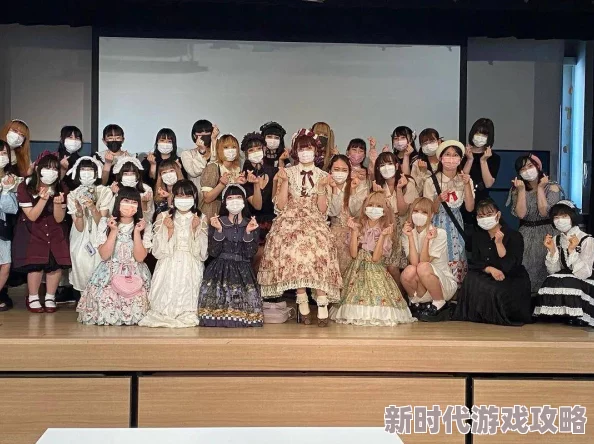 japanese日本护士xxxx18一19：最新动态揭示了年轻护士在医疗行业中的挑战与机遇，关注她们的职业发展与生活状态