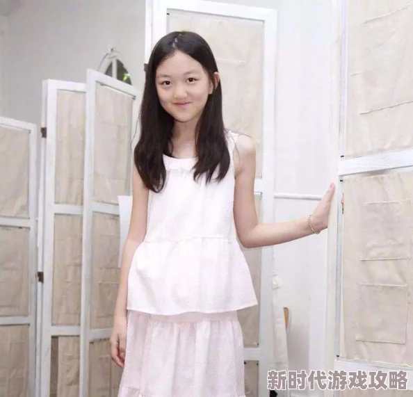 熟女逼逼：她们的生活方式与情感世界，挑战传统观念，引发热议与关注！