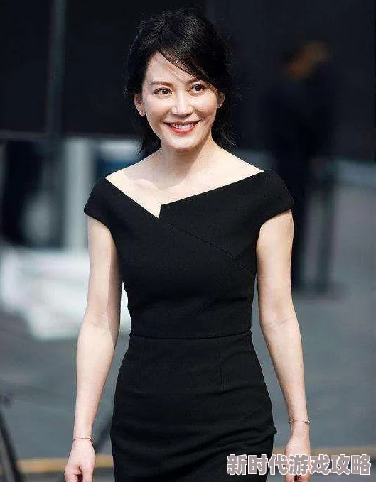 美女大揉胸动态图引发网友热议，许多人认为这种内容过于低俗，不符合社会主流价值观