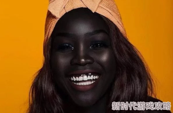黑人操美女：网友们对此事件的看法各异，有人认为这是对文化的误解，也有人觉得应该尊重个人选择