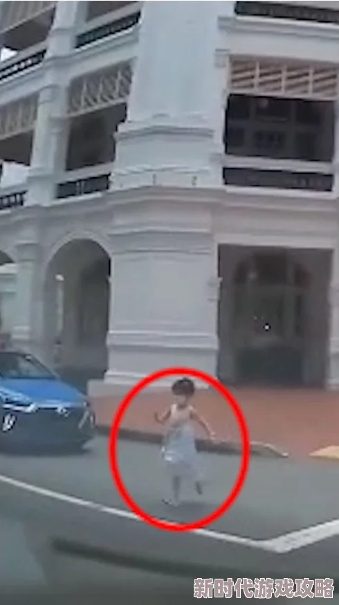 美女的胸被揉邪恶污图gif：近日，该GIF在社交媒体上引发热议，网友们纷纷讨论其内容及背后的创作动机
