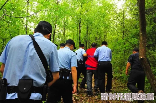女生被男生操视频最新进展：警方已介入调查，相关责任人被拘留，案件引发社会广泛关注与讨论