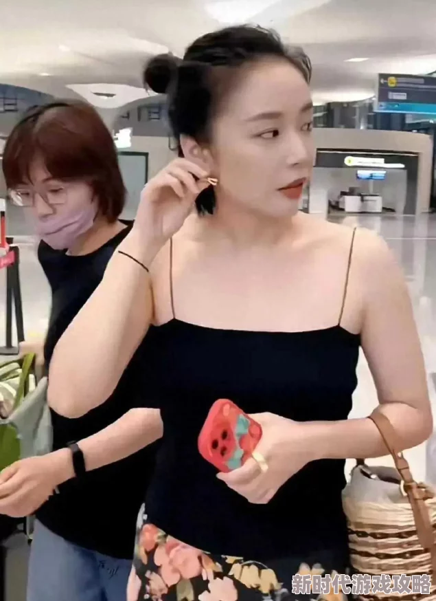 腿粗屁股大的丰满老女人：如何优雅地展现自信与魅力，打破传统审美观念，拥抱自己的独特之美