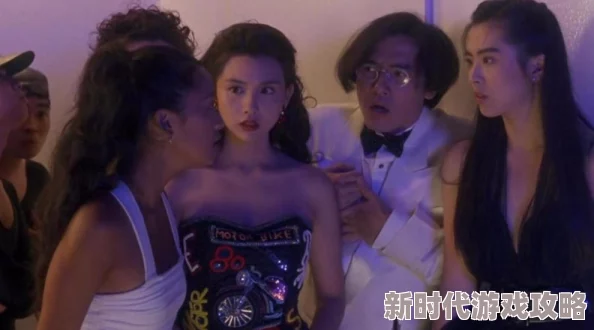 操美女电影：许多网友认为这部影片在情节和表演上都很出色，但也有人对其内容表示质疑