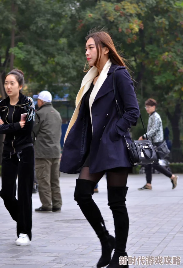 性感美女高清网站极品：最新动态与用户体验提升，带来更丰富的视觉享受和互动功能