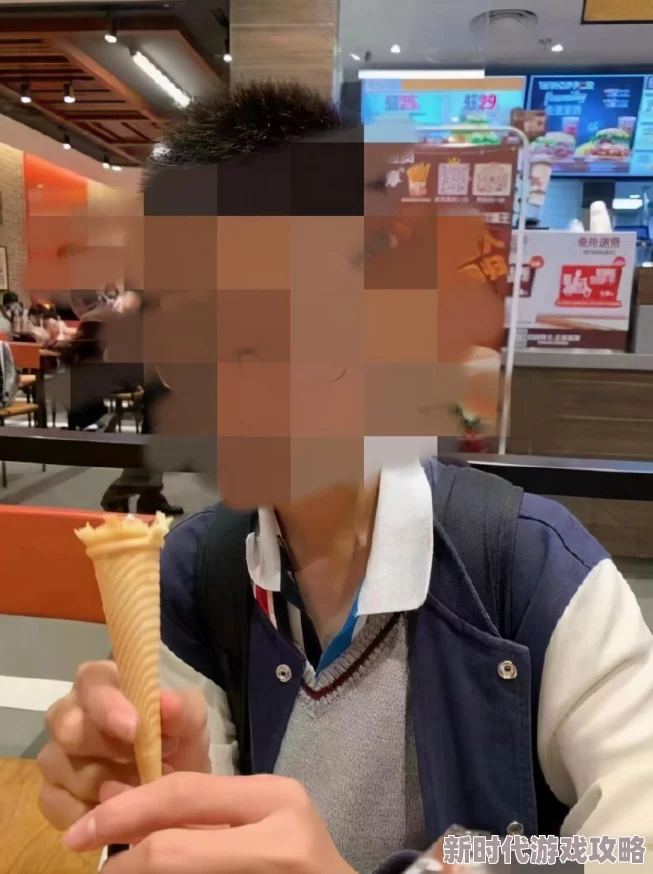 女厕偷窥撒尿网站引发社会热议，网友呼吁加强公共场所隐私保护与法律监管措施